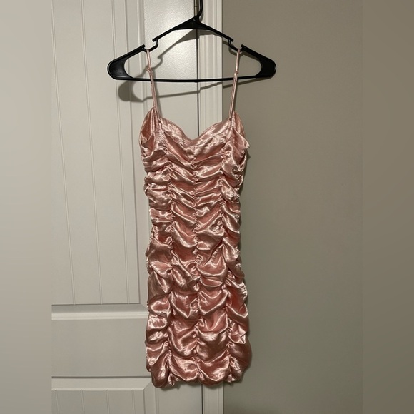 Urban Outfitters Pink Ruched Mini Dress XS - Picture 4 of 6